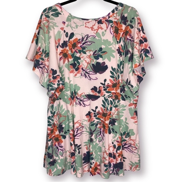 Torrid Ribbed White Floral Knit Button Front Peplum Top Size 3 - Picture 6 of 9